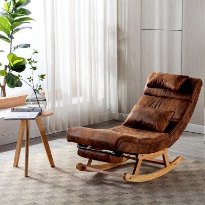 Lounder Chair